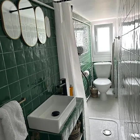 Mansarde A 1 Min De La Apartment *