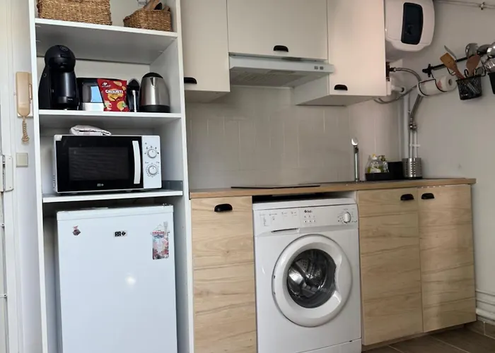 Apartment Mansarde A 1 Min De La
