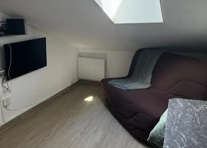 Apartment Mansarde A 1 Min De La *